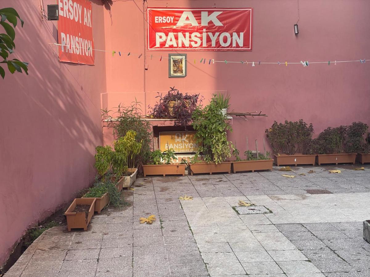 Ersoy Ak Pansiyon Antalya Exterior foto